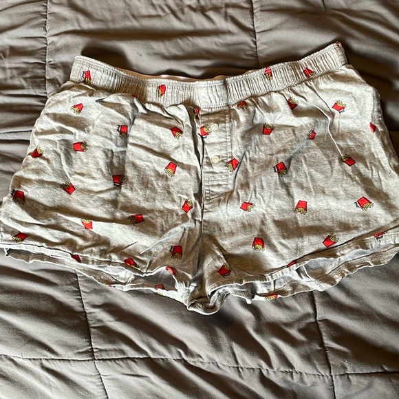NWOT never worn VS PINK boxer sleep shorts 🍟 - Picture 2 of 5